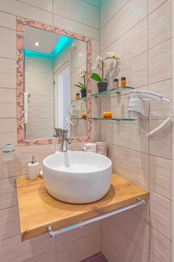 4. Sea View Luxury For 4 In Rhodes Centre! *